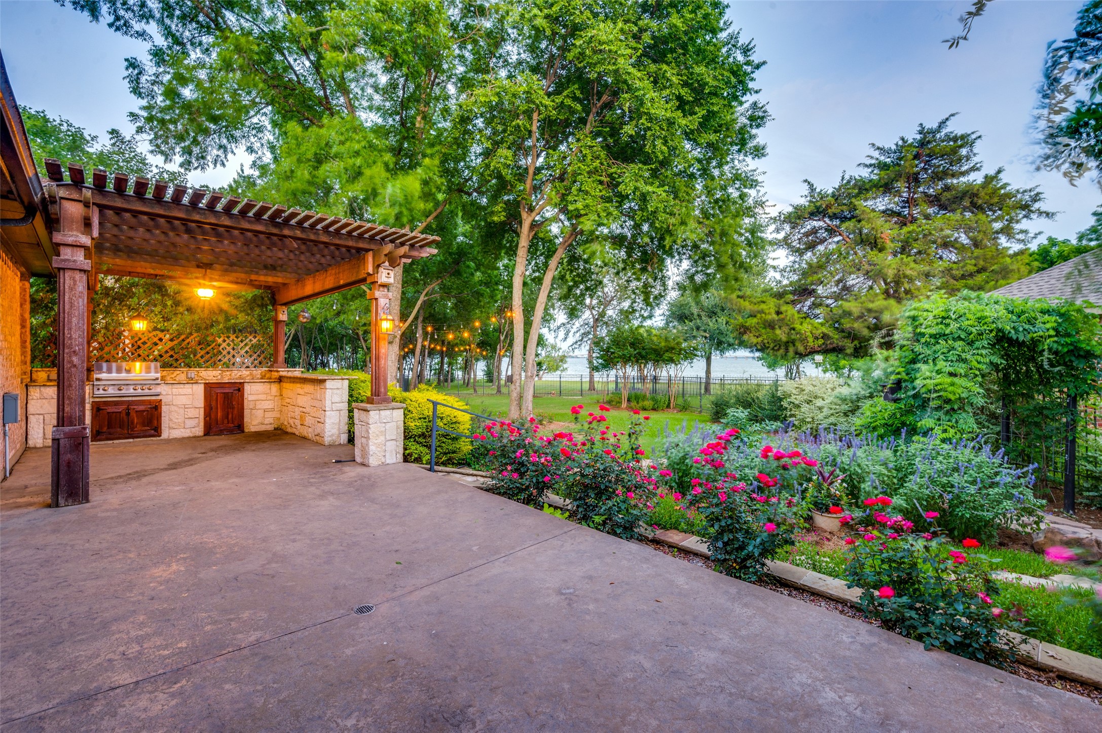 730 Peninsula Bend Shady Shores TX 76208
