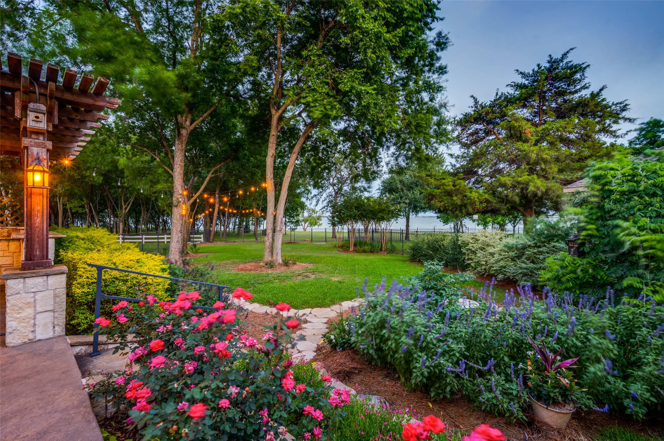 730 Peninsula Bend Shady Shores TX 76208