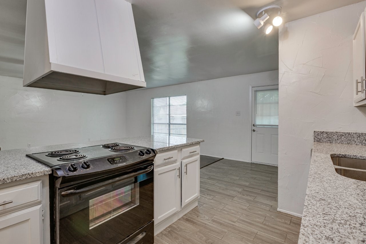 409 Rockcrest Drive Mesquite TX 75150