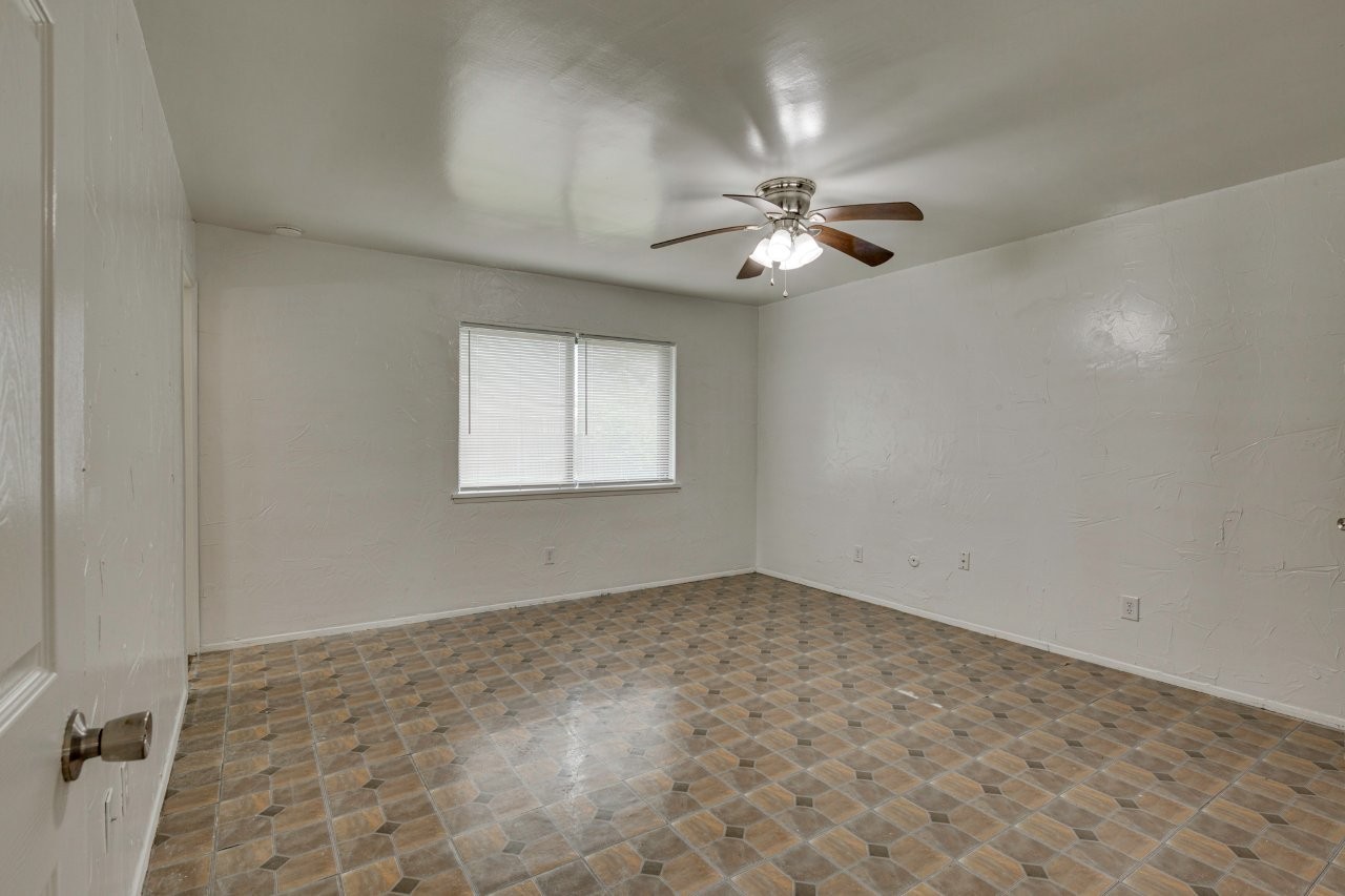 409 Rockcrest Drive Mesquite TX 75150