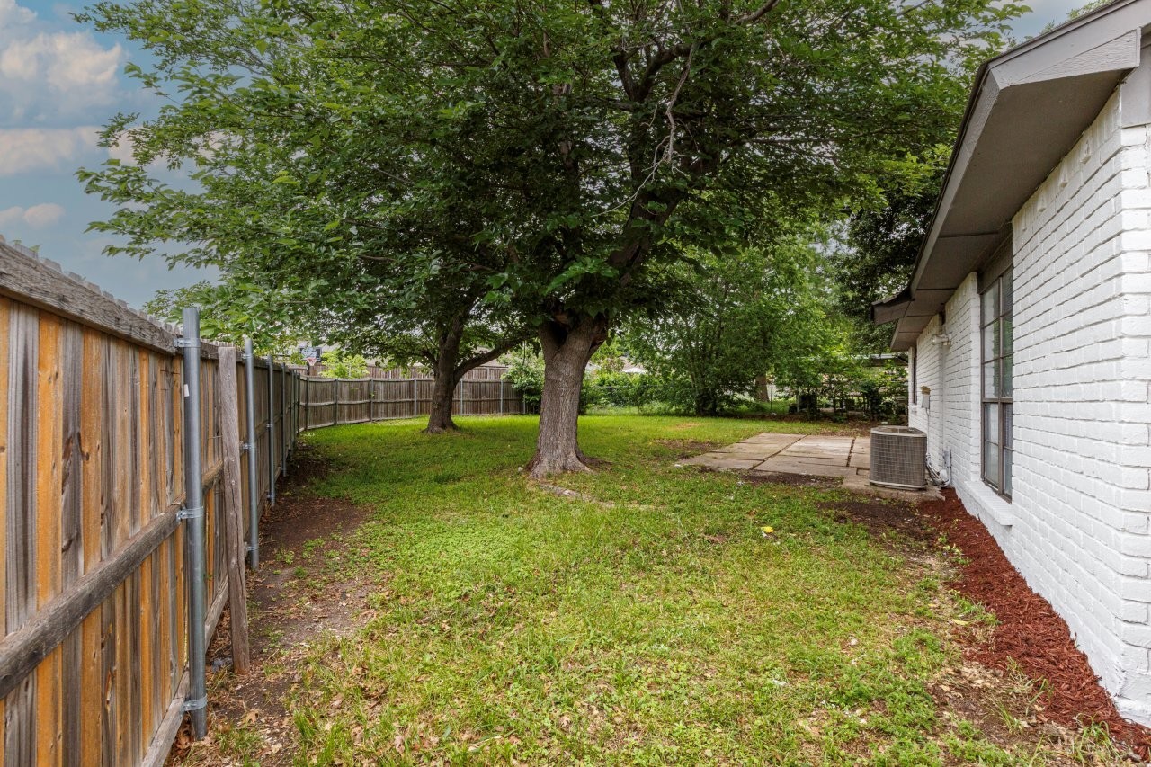 409 Rockcrest Drive Mesquite TX 75150