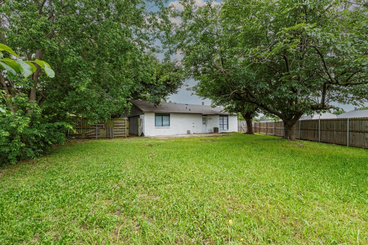 409 Rockcrest Drive Mesquite TX 75150