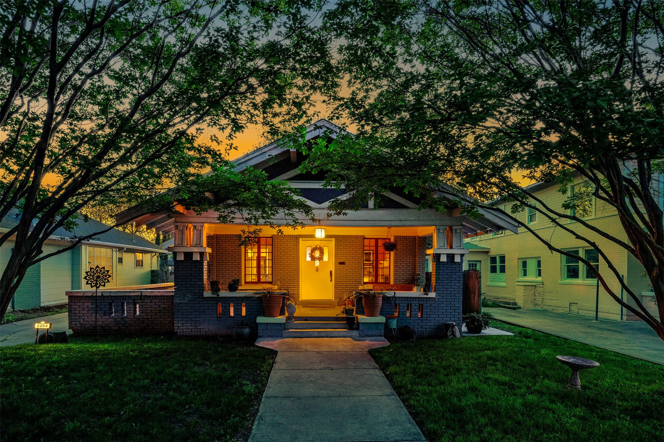 2204 6th Avenue Fort Worth TX 76110