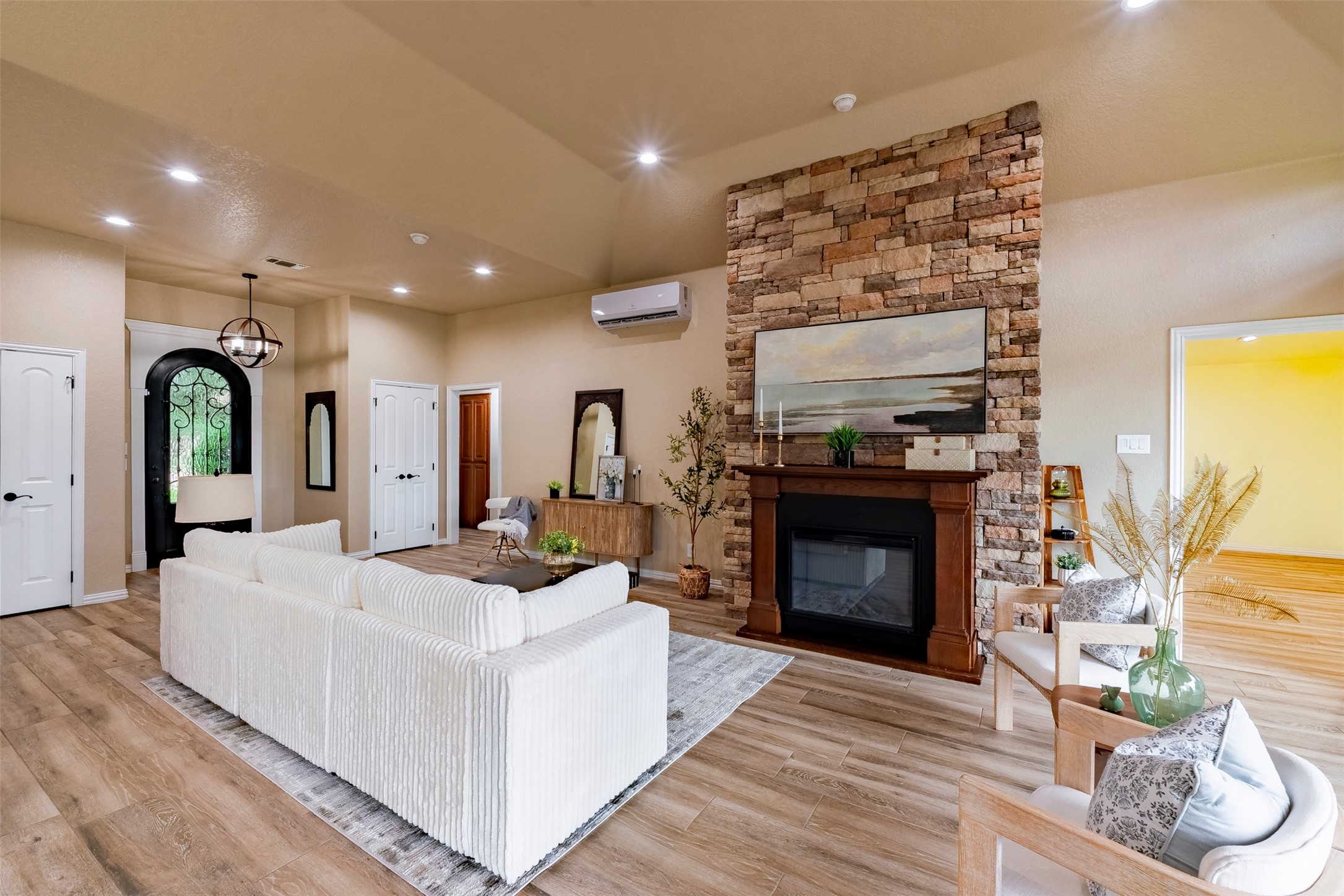 2325 River Road Granbury TX 76048