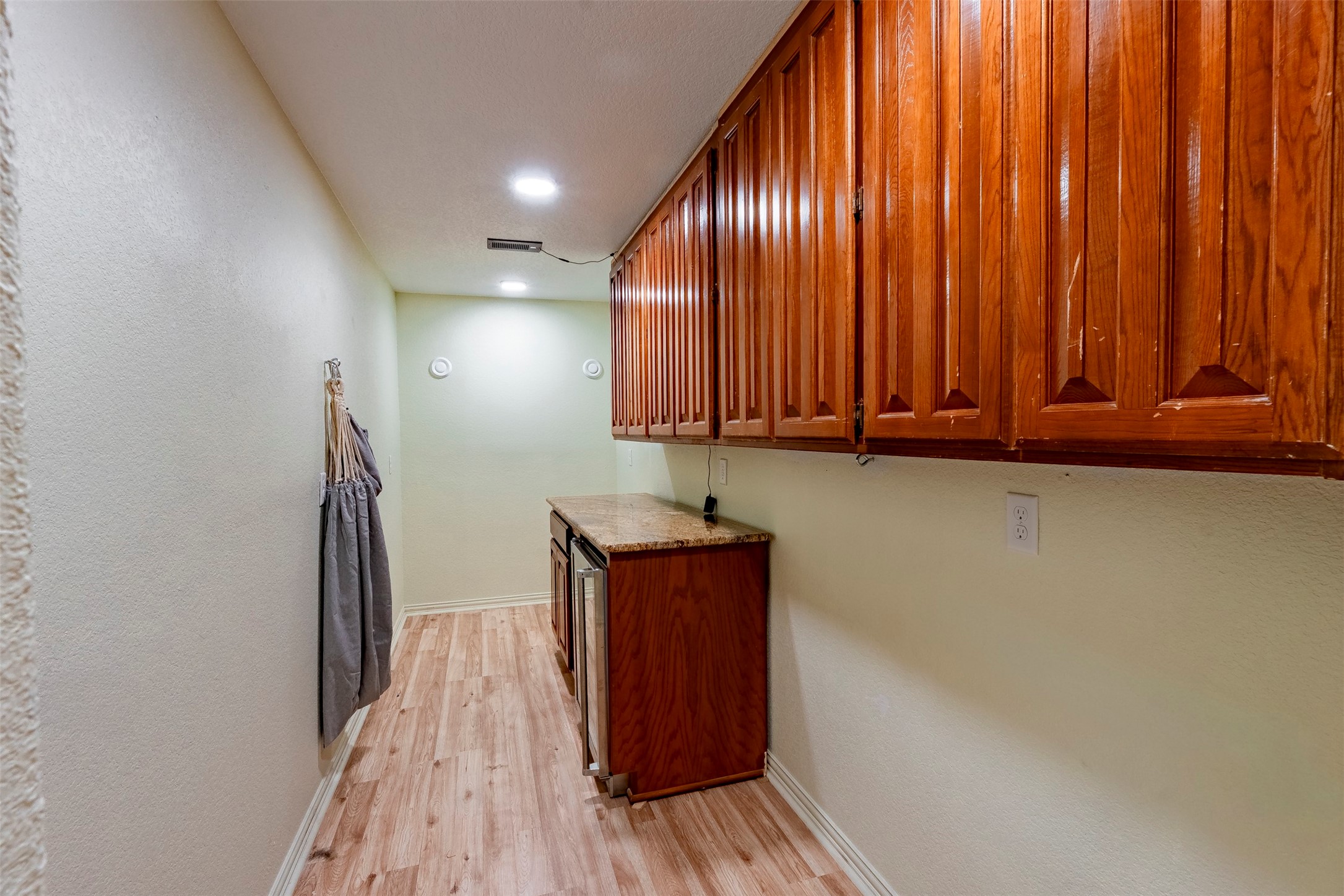 2325 River Road Granbury TX 76048