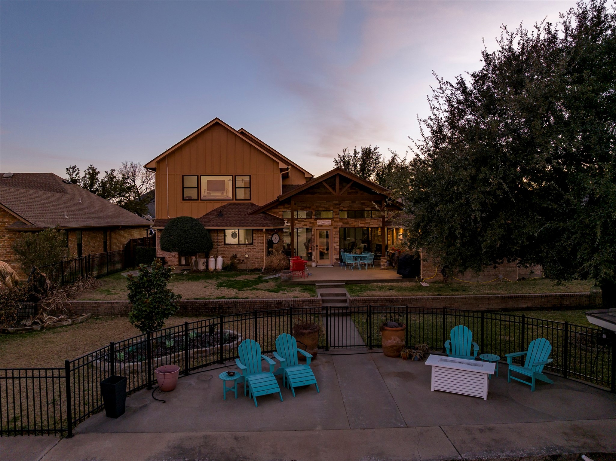 2325 River Road Granbury TX 76048