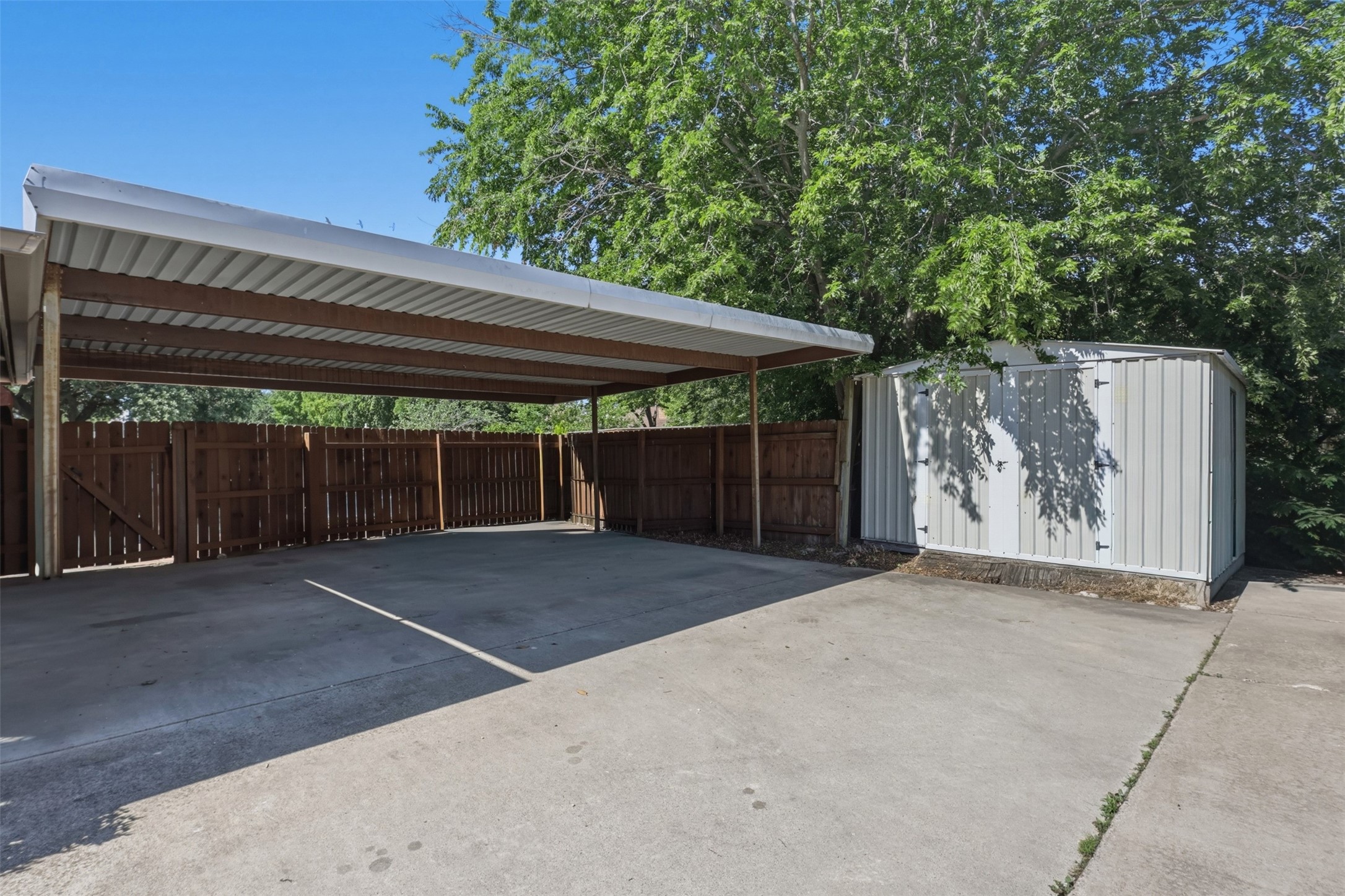3407 Cooper Branch E Denton TX 76209