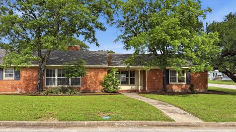 700 Park Street Gatesville TX 76528