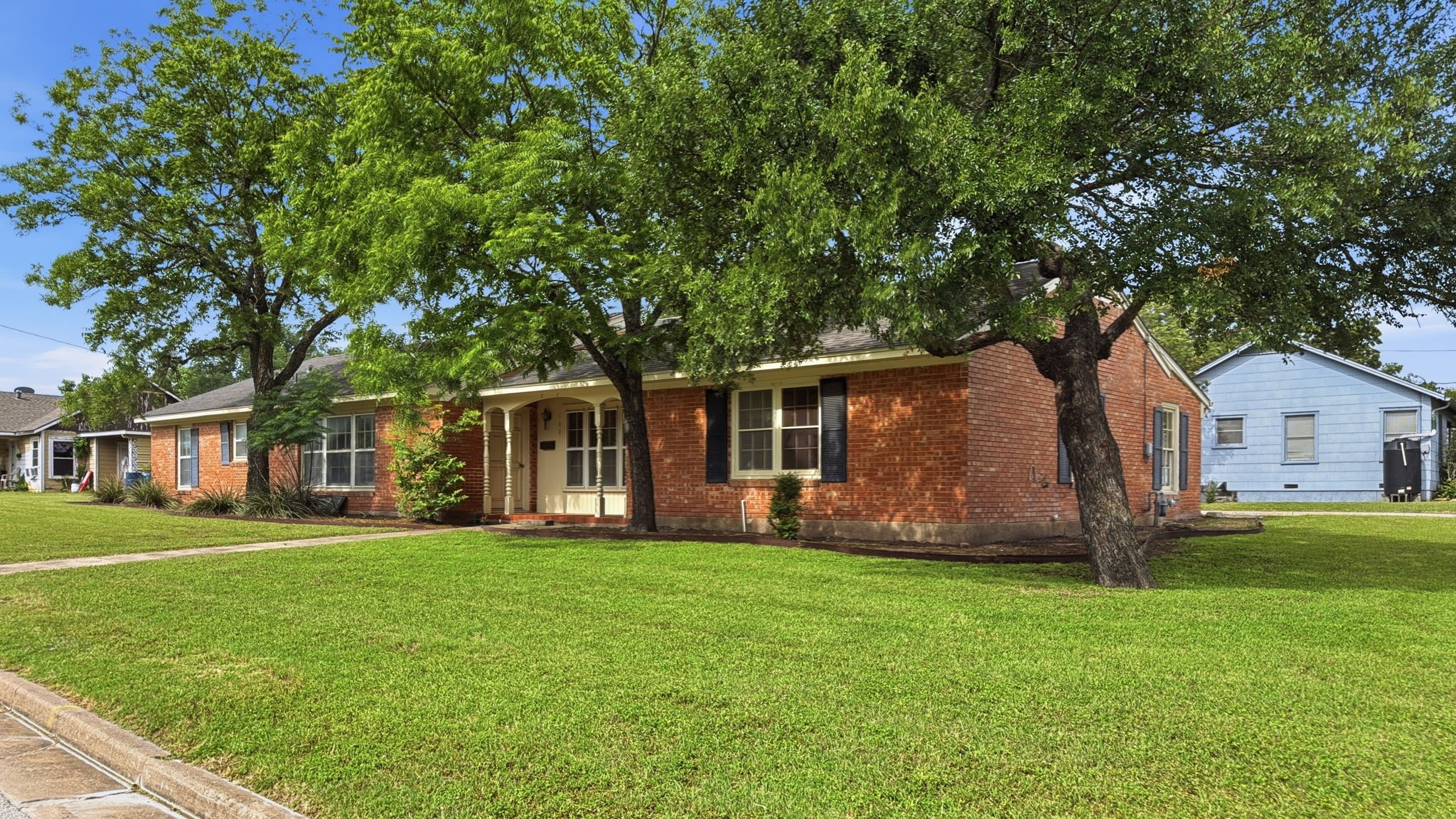 700 Park Street Gatesville TX 76528