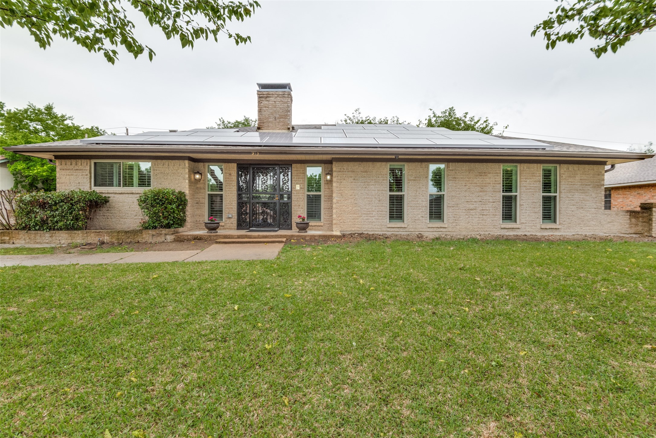 913 Cottonwood Drive Desoto TX 75115
