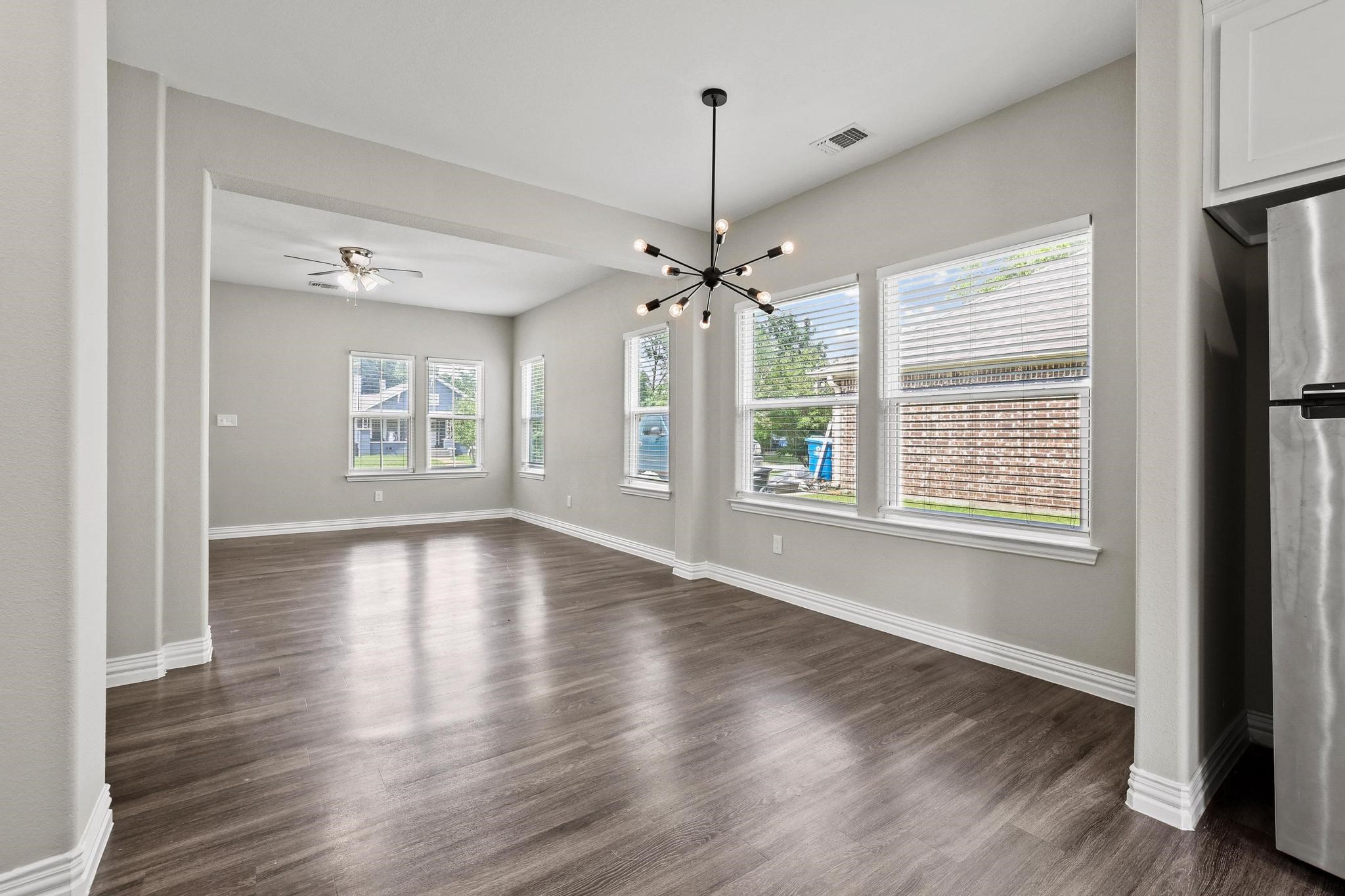 514 W Hull Street Denison TX 75020