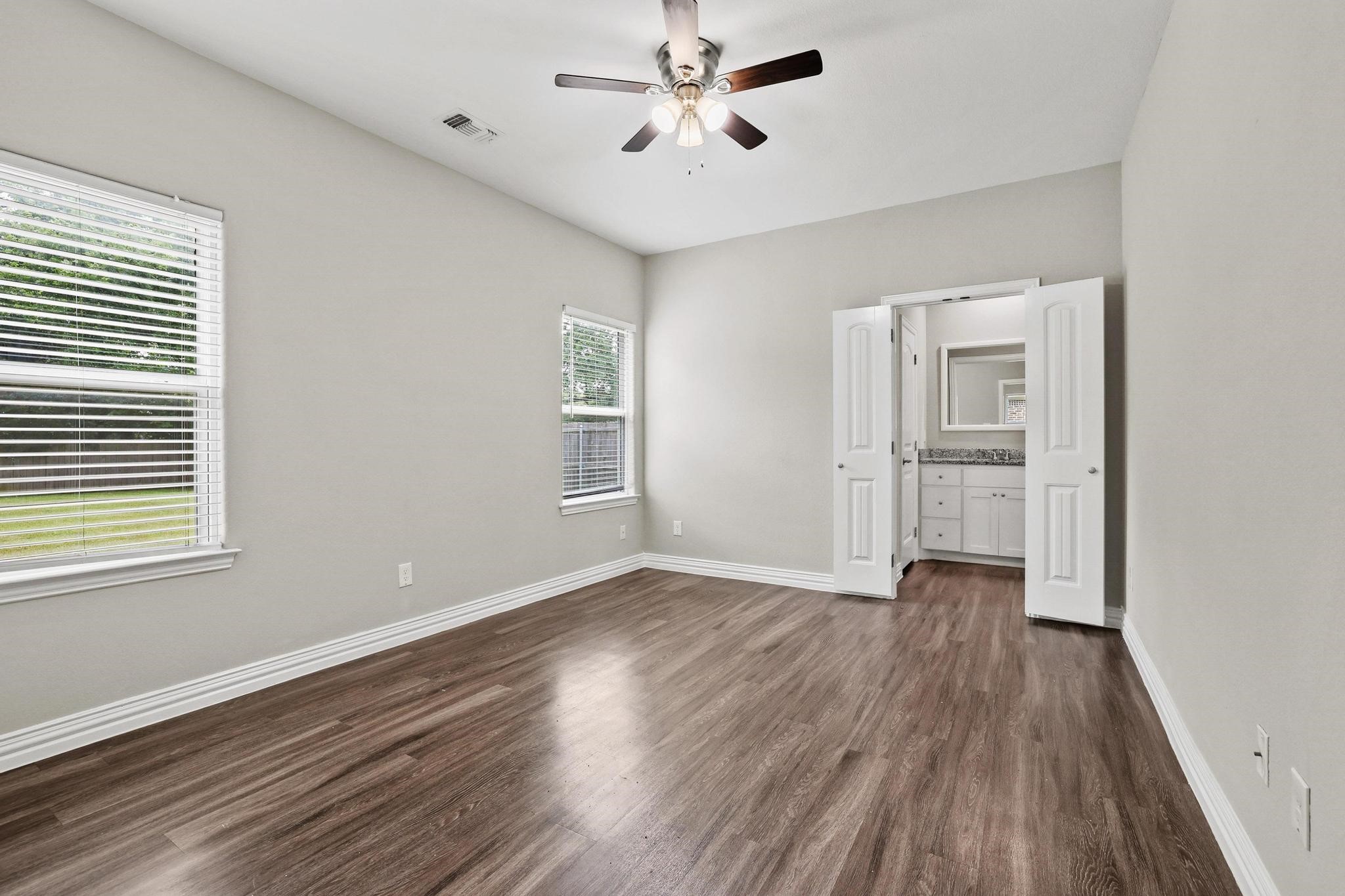 514 W Hull Street Denison TX 75020