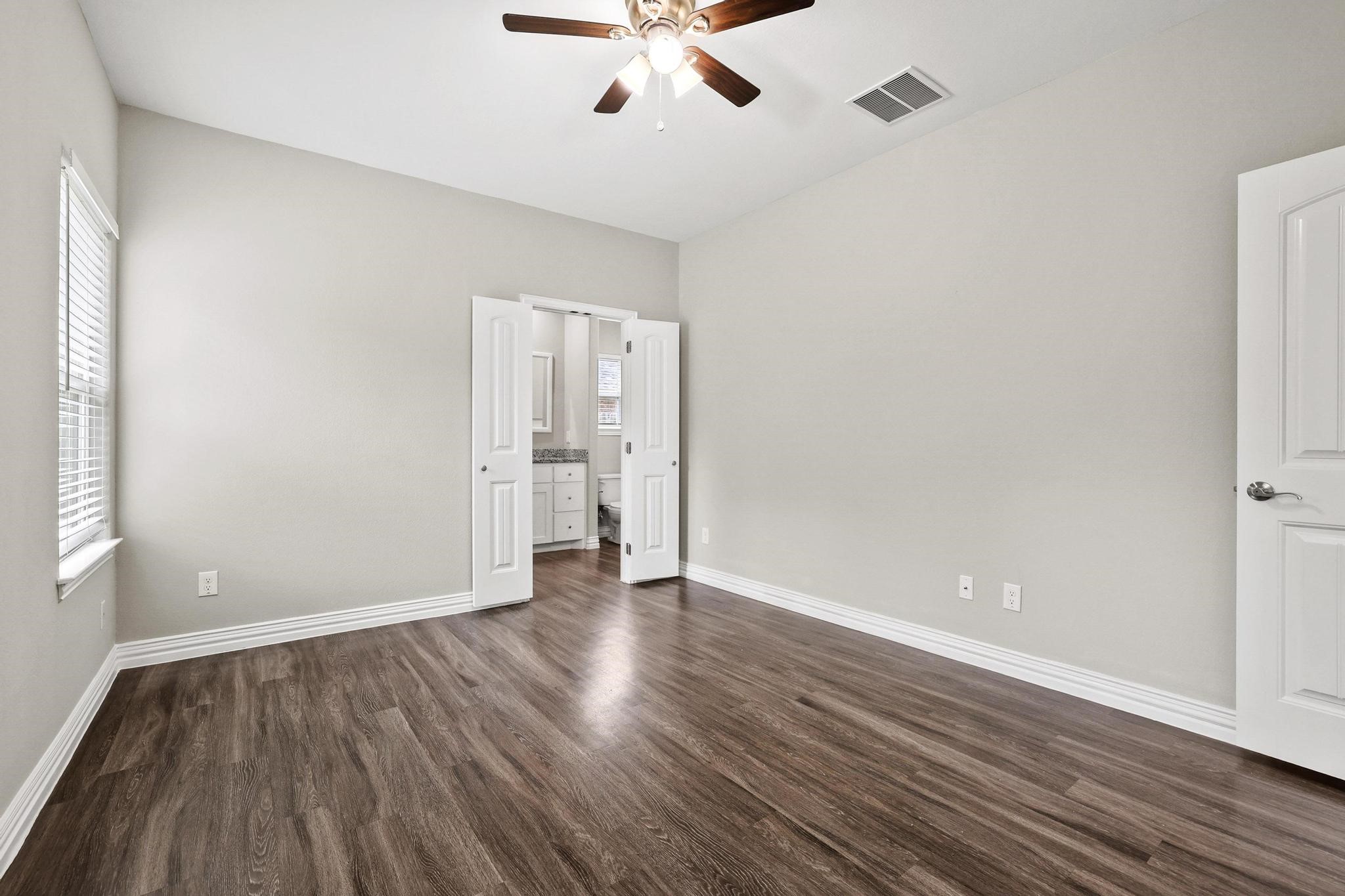 514 W Hull Street Denison TX 75020