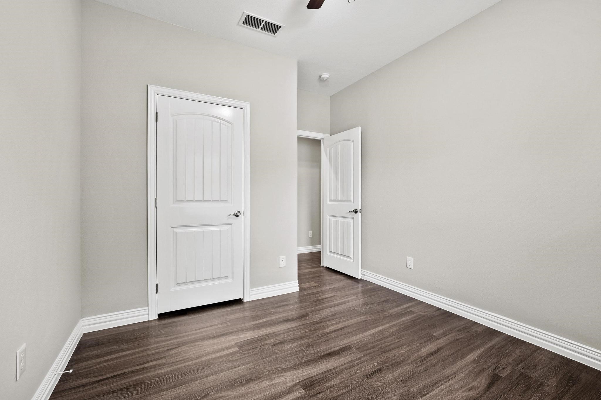514 W Hull Street Denison TX 75020