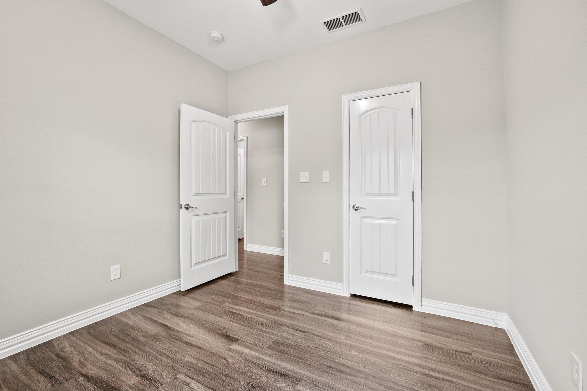 514 W Hull Street Denison TX 75020