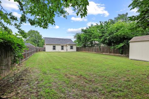 514 W Hull Street Denison TX 75020