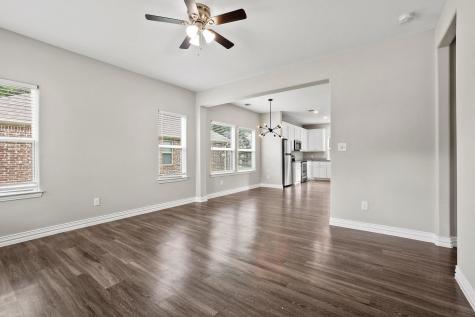514 W Hull Street Denison TX 75020