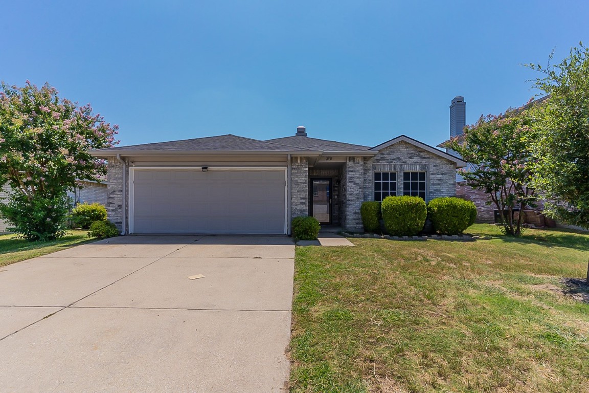 2935 Marco Drive Grand Prairie TX 75052