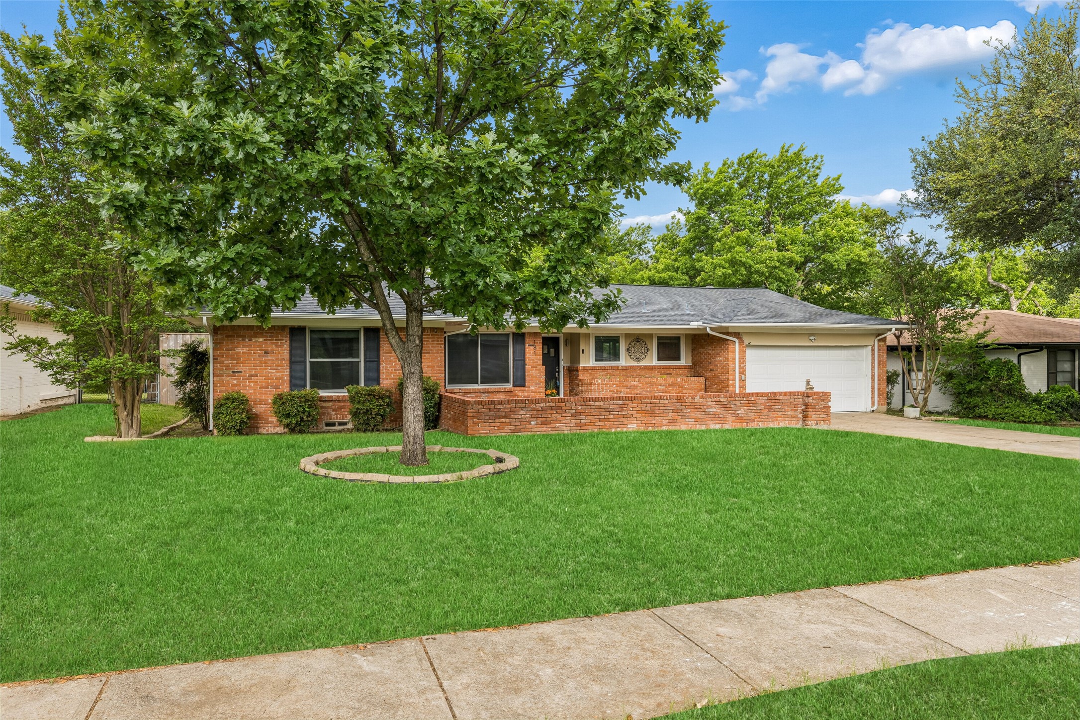 181 Easton Road Dallas TX 75218