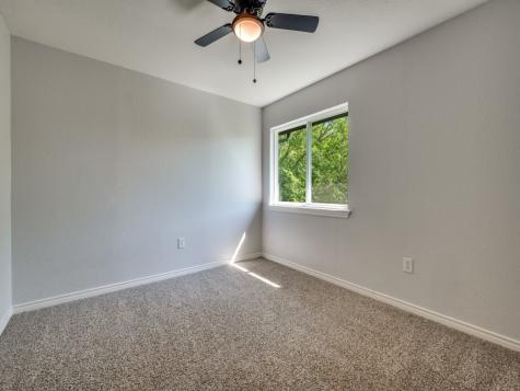 401 N Sierra Trail Pilot Point TX 76258