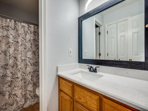 401 N Sierra Trail Pilot Point TX 76258