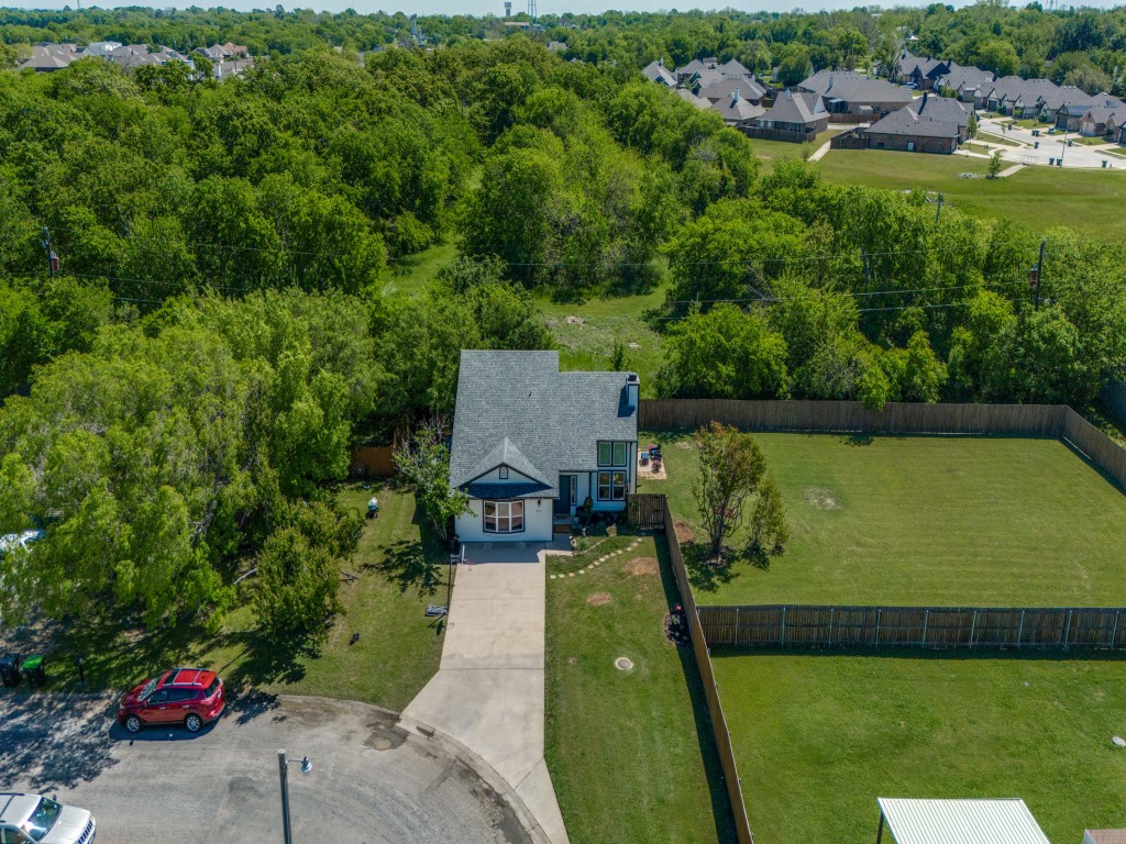 401 N Sierra Trail Pilot Point TX 76258