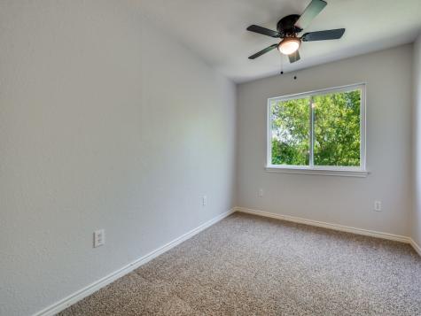 401 N Sierra Trail Pilot Point TX 76258