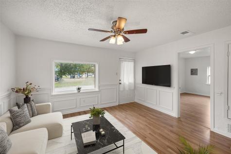 518 Echols Street Arlington TX 76011