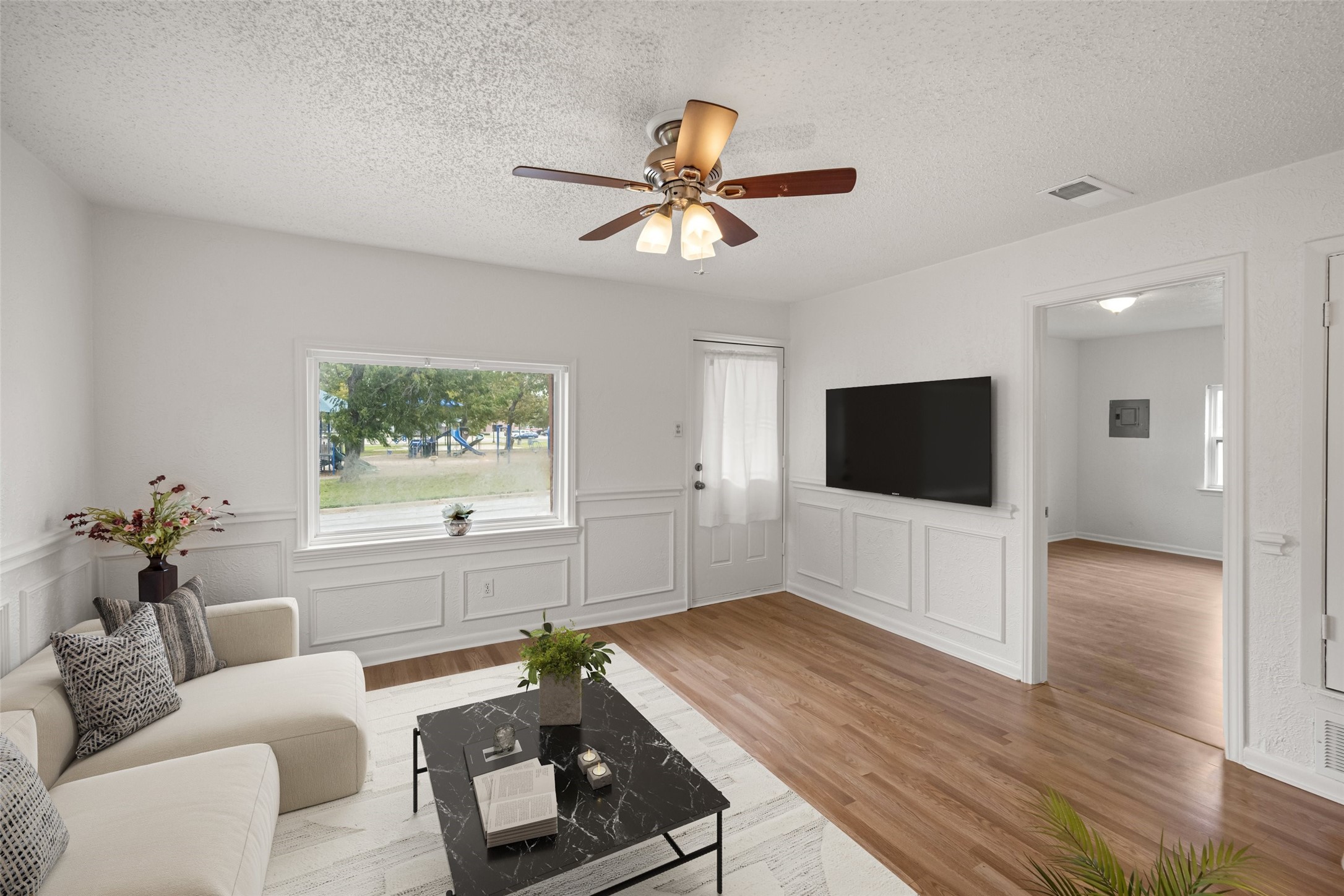518 Echols Street Arlington TX 76011