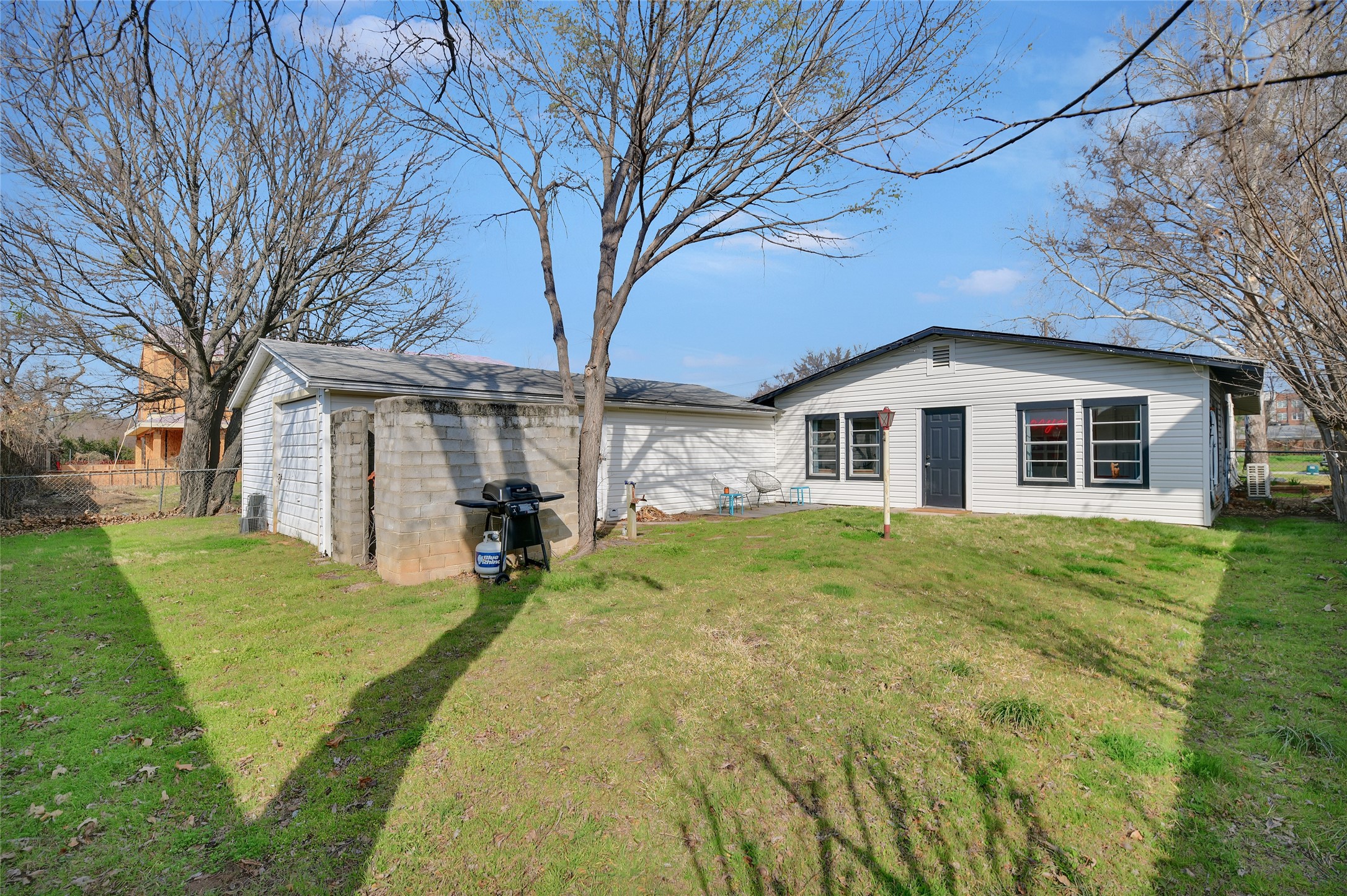 5117 Slate Street Fort Worth TX 76114