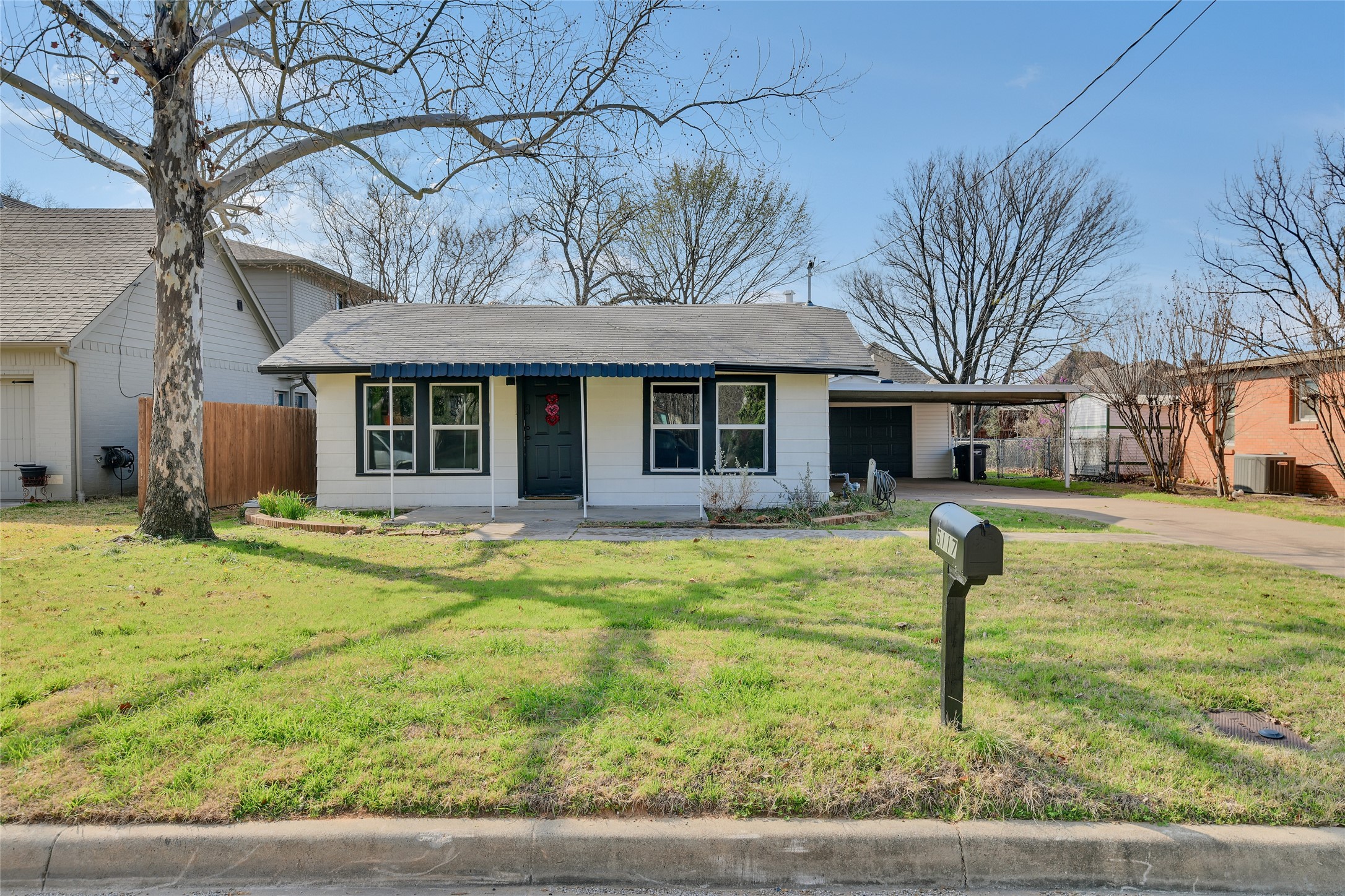 5117 Slate Street Fort Worth TX 76114