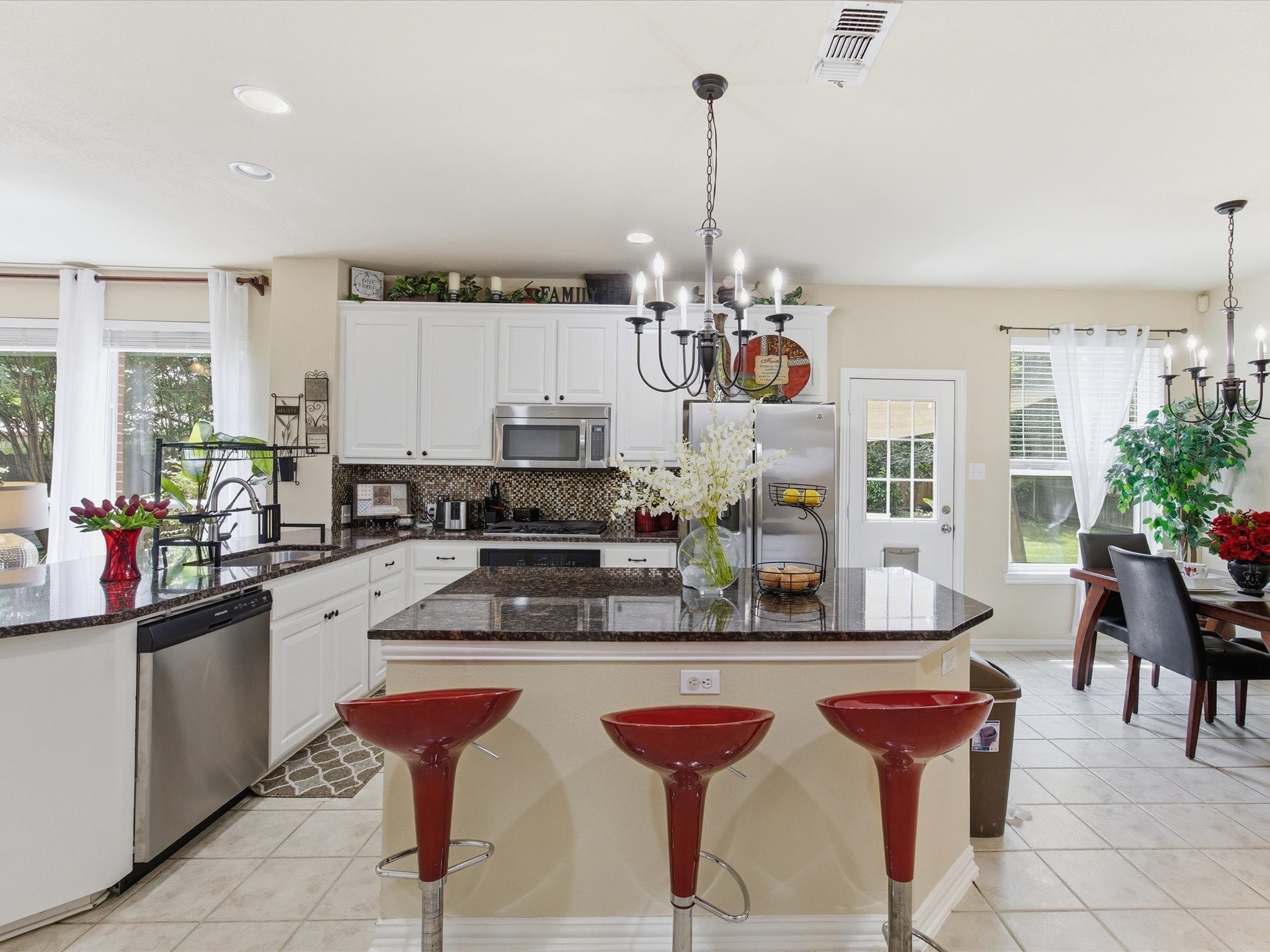 2308 Denham Drive Arlington TX 76001