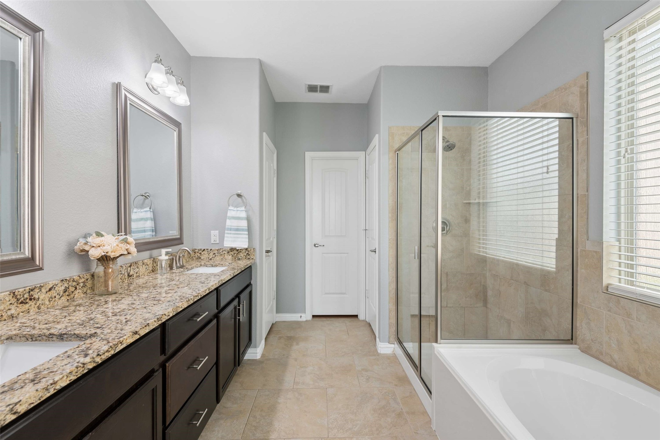 417 Peach Lane Burleson TX 76028