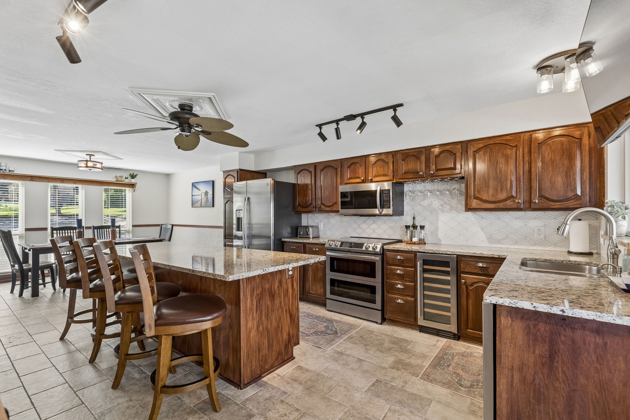 12310 Lake Forest Drive Azle TX 76020