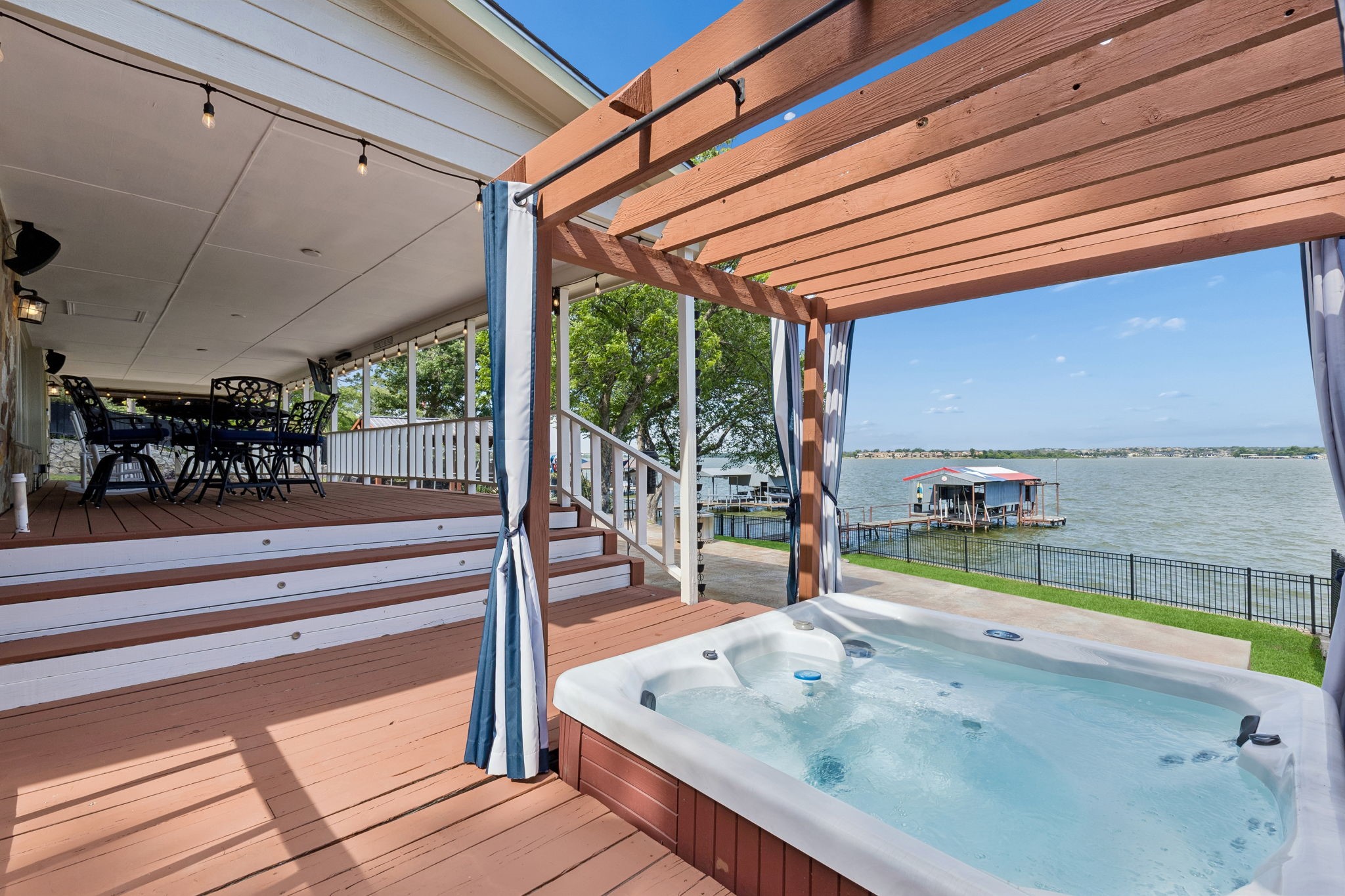12310 Lake Forest Drive Azle TX 76020