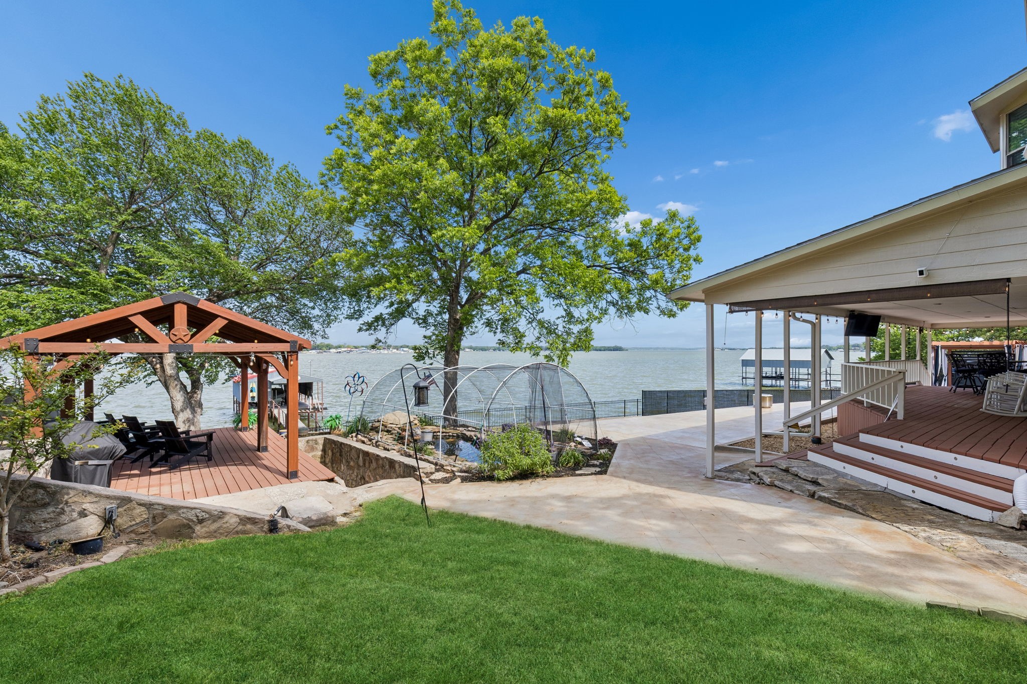 12310 Lake Forest Drive Azle TX 76020