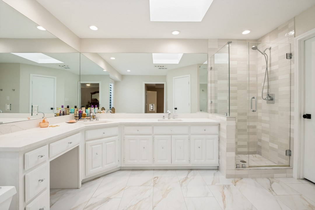 4015 Lawngate Drive Dallas TX 75287