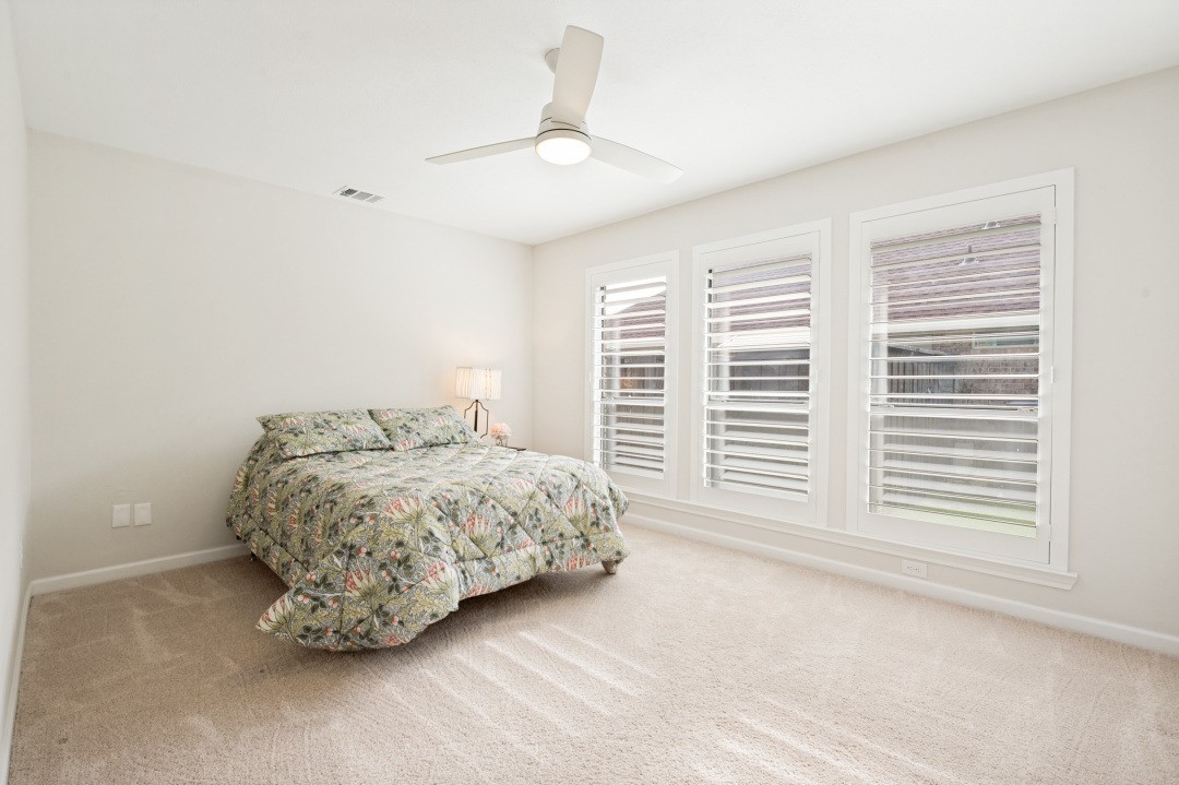 4015 Lawngate Drive Dallas TX 75287