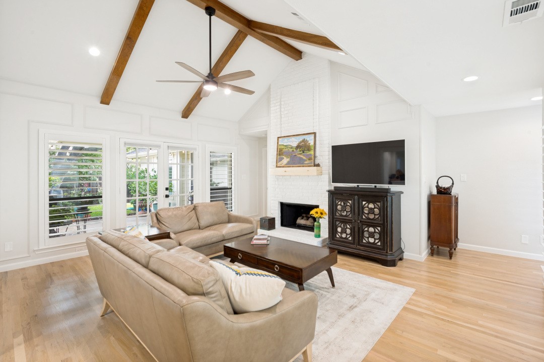 4015 Lawngate Drive Dallas TX 75287