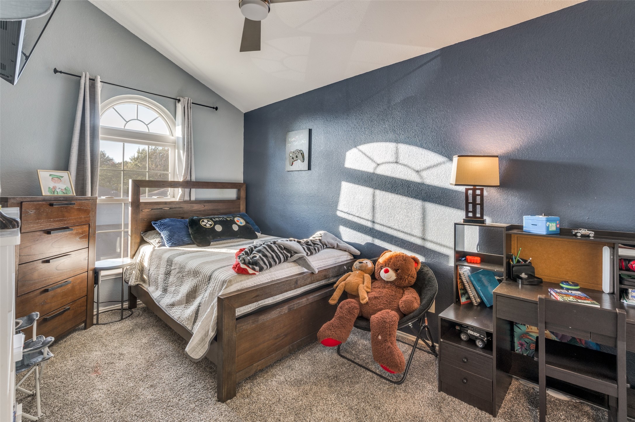 7125 Woodhinge Drive Benbrook TX 76126