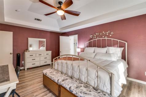 7125 Woodhinge Drive Benbrook TX 76126
