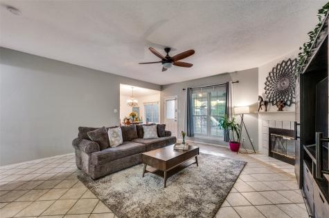 7125 Woodhinge Drive Benbrook TX 76126