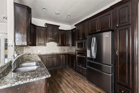 5517 Greenview Court North Richland Hills TX 76148