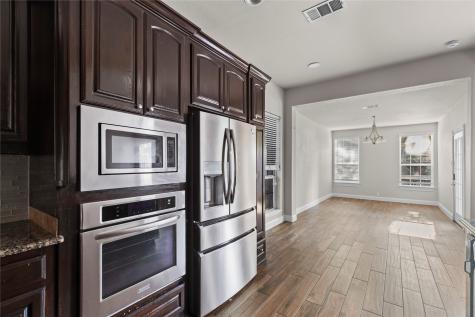 5517 Greenview Court North Richland Hills TX 76148