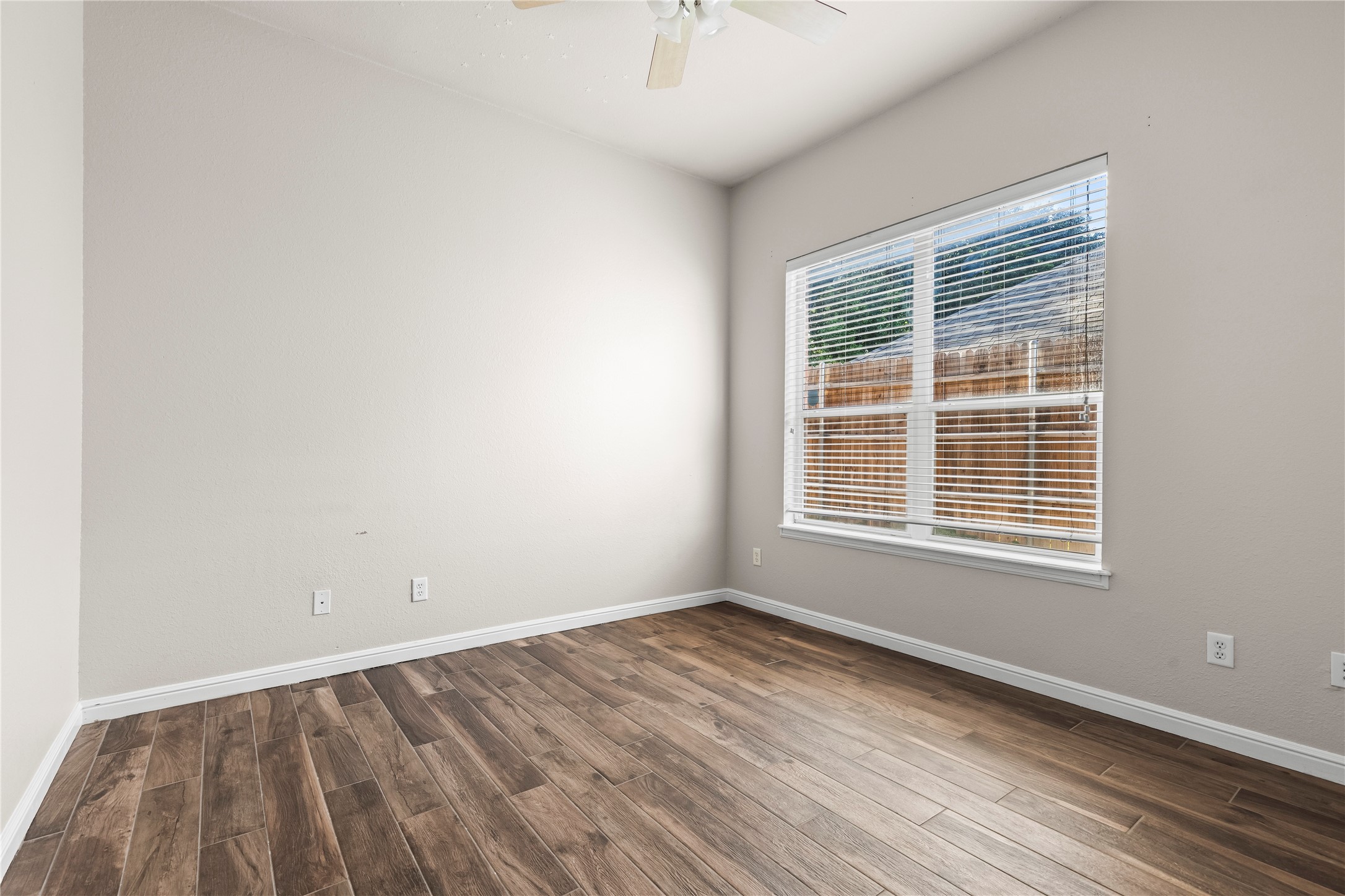 5517 Greenview Court North Richland Hills TX 76148