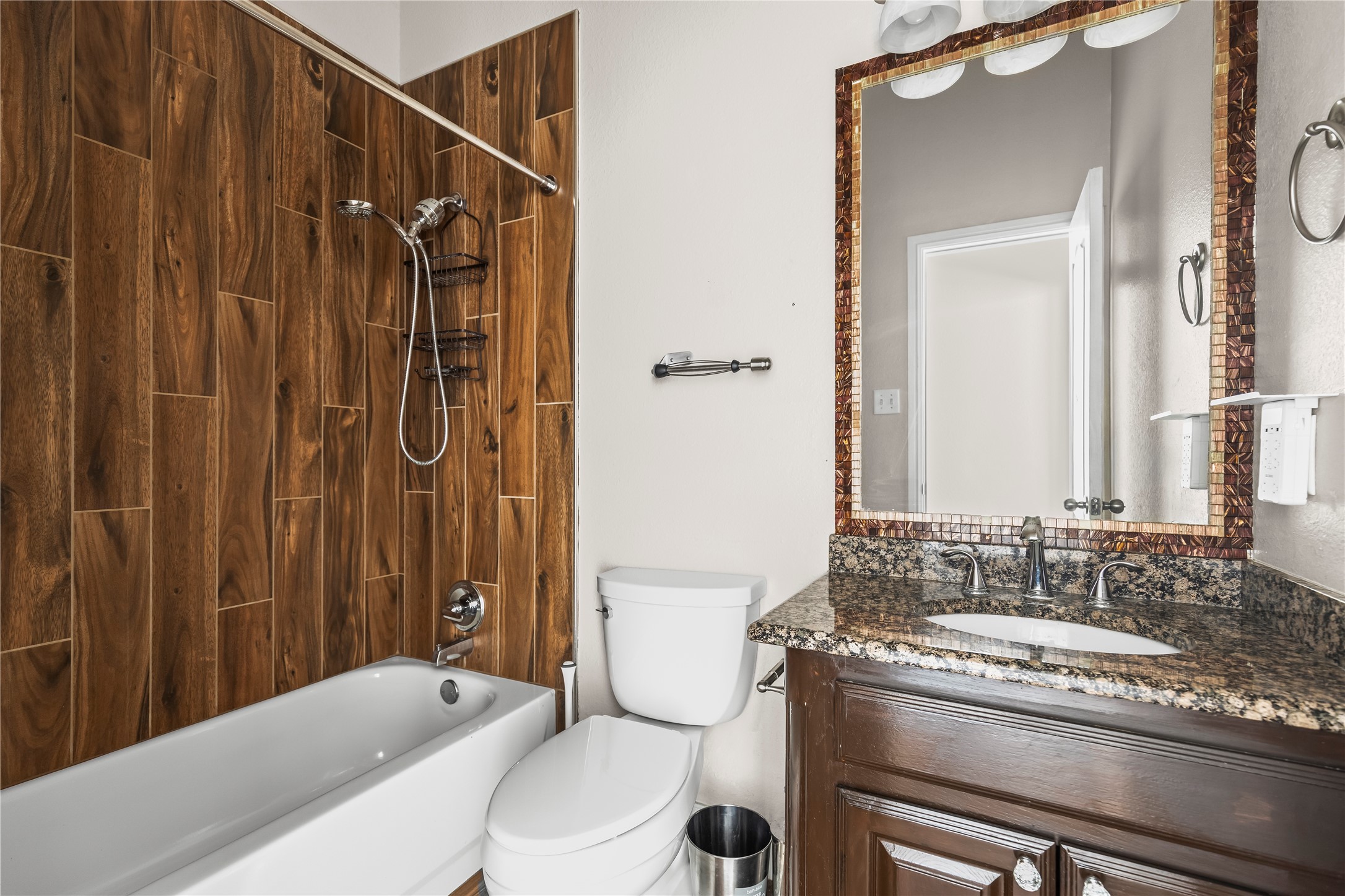 5517 Greenview Court North Richland Hills TX 76148