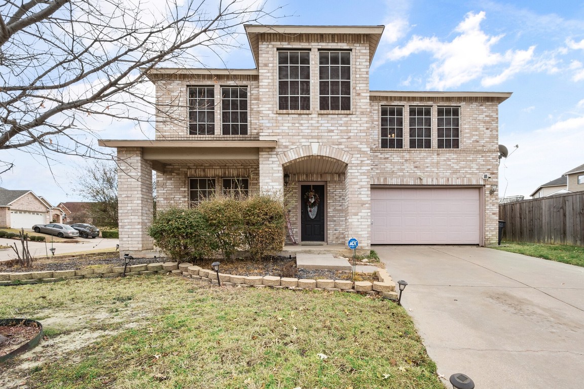 333 Sunset Oaks Drive Fort Worth TX 76112