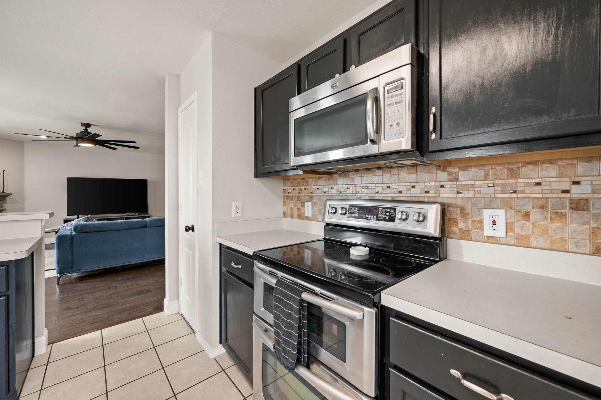 1040 Canyon Drive Justin TX 76247