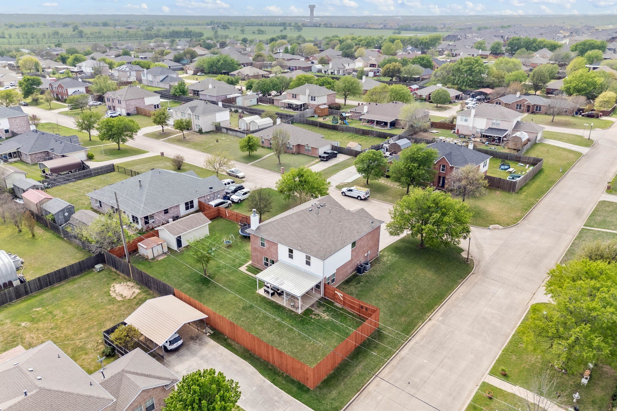 1040 Canyon Drive Justin TX 76247
