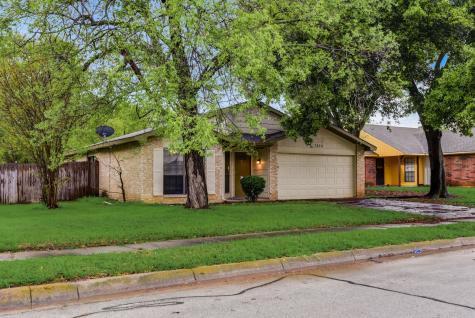 7820 Portman Avenue Fort Worth TX 76112